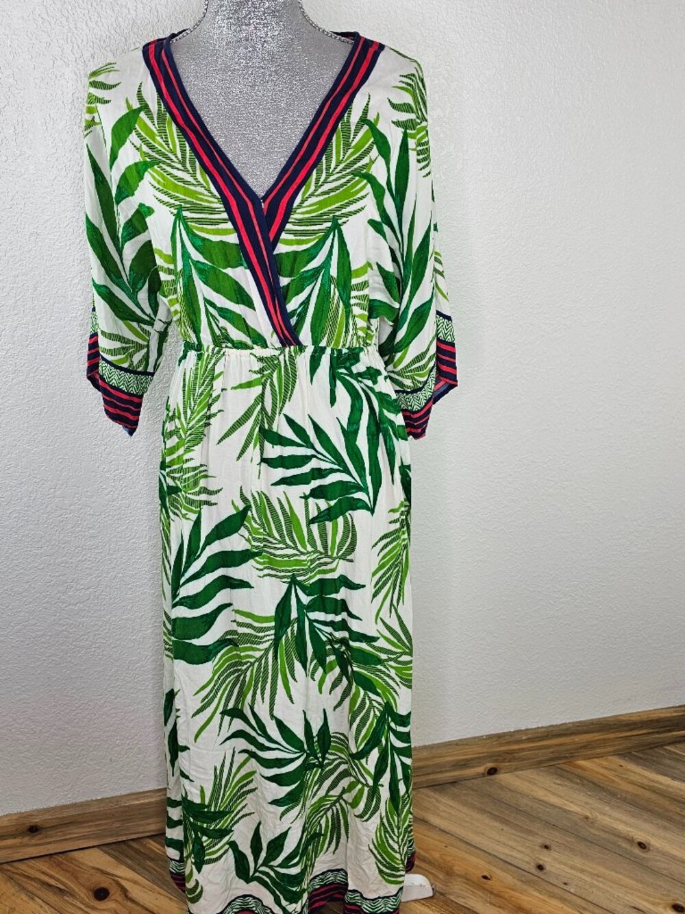 Flying Tomato Tropical Leaf Print Kimono Style Maxi Dress - Picture 4 of 7